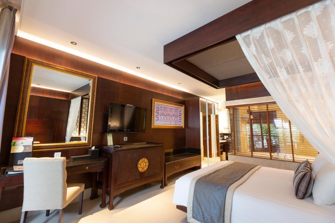 Resor Puri Santrian 4*